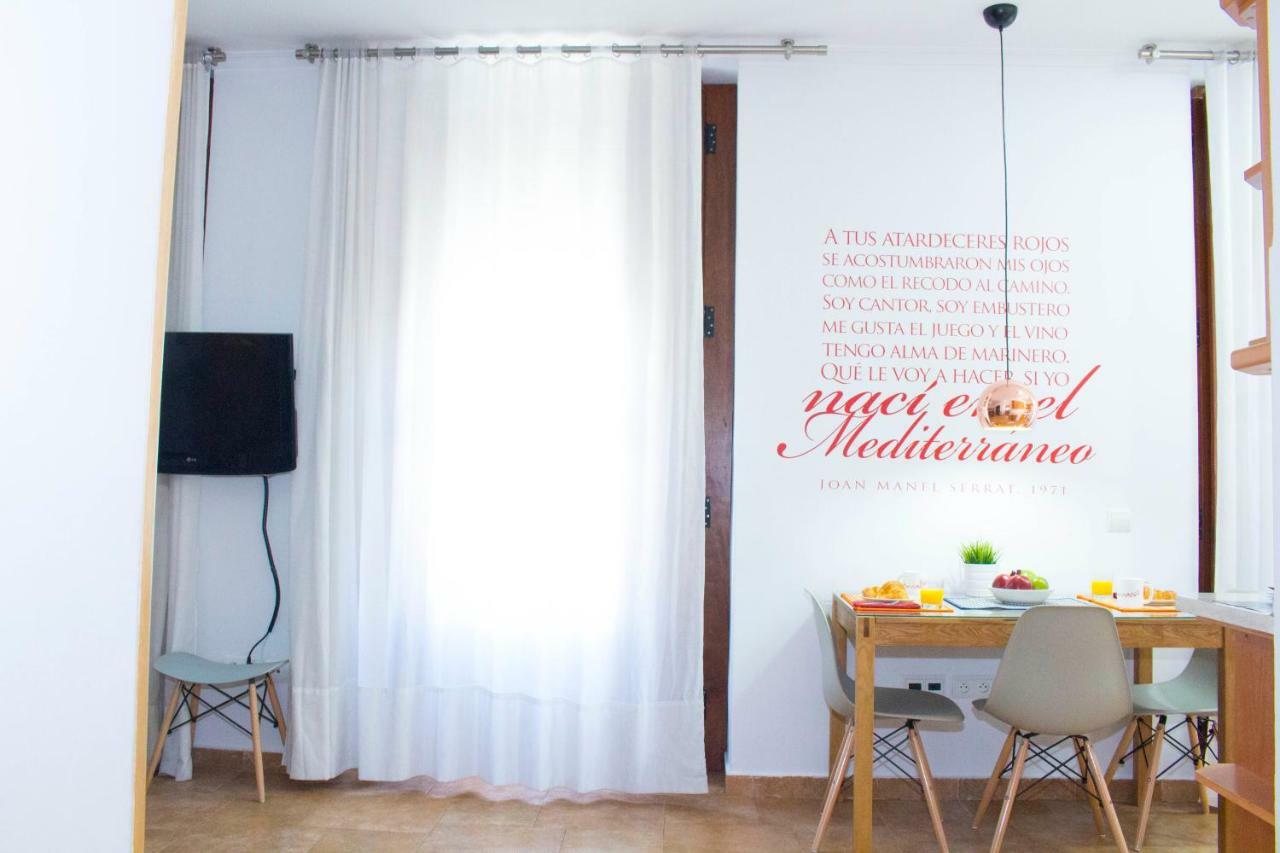 Living Valencia Apartments - Merced Екстер'єр фото